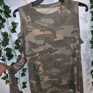 off the shoulder camouflage long sleeved shirt